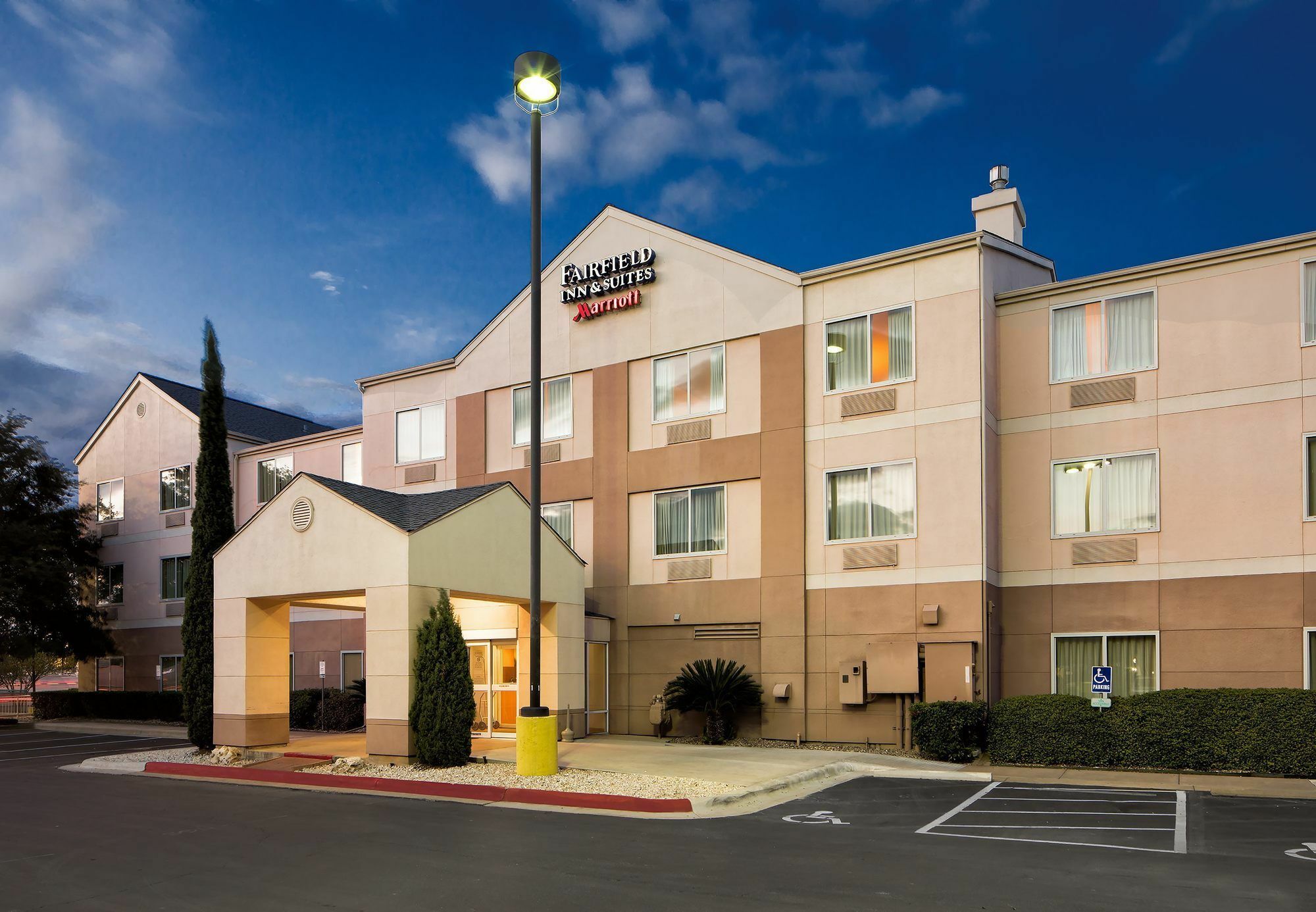 Fairfield Inn And Suites Austin South Extérieur photo